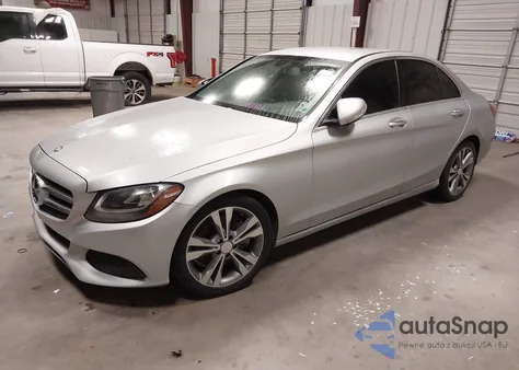 2015 Mercedes-Benz C 300 from USA, damaged, VIN 55SWF4JBXFU070937